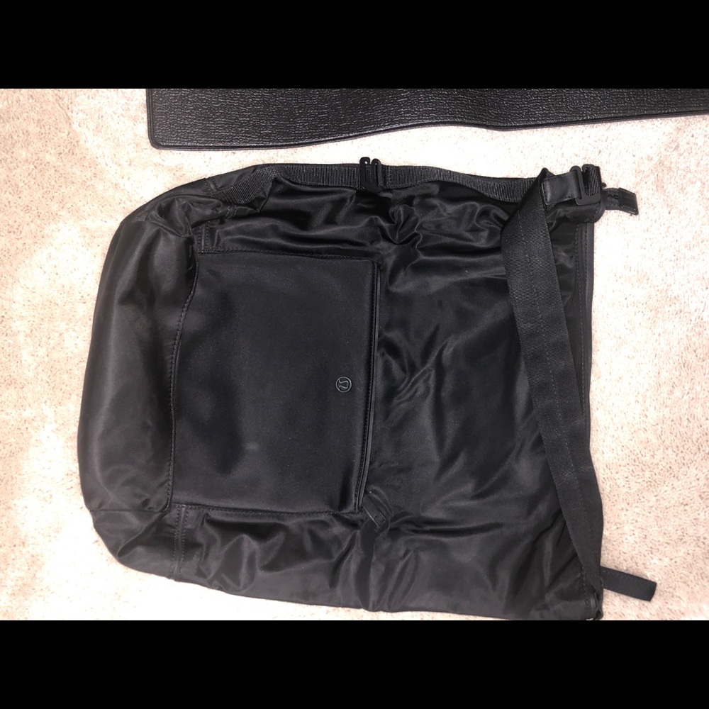 Lululemon gym bag